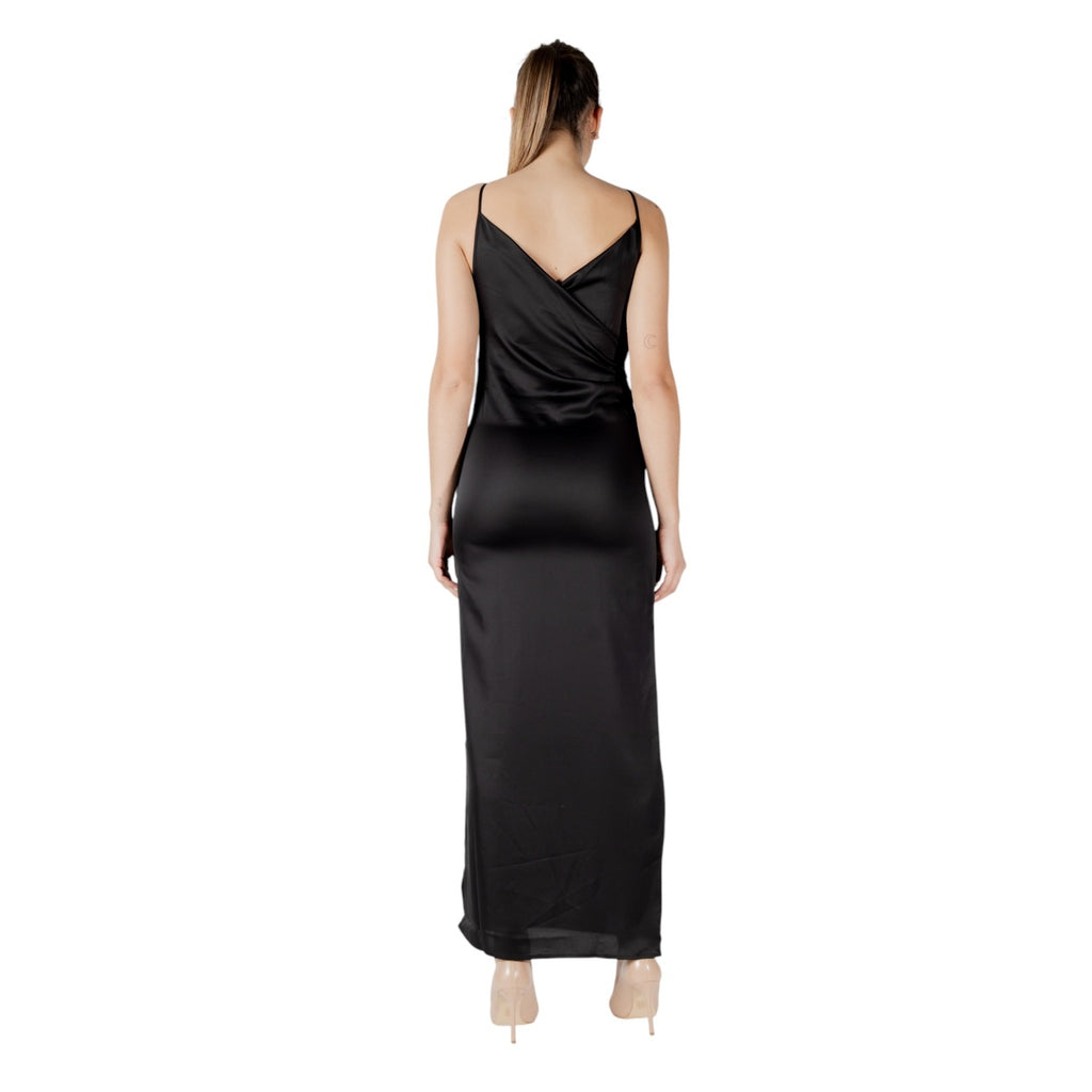 Solo Vestido de Mujer